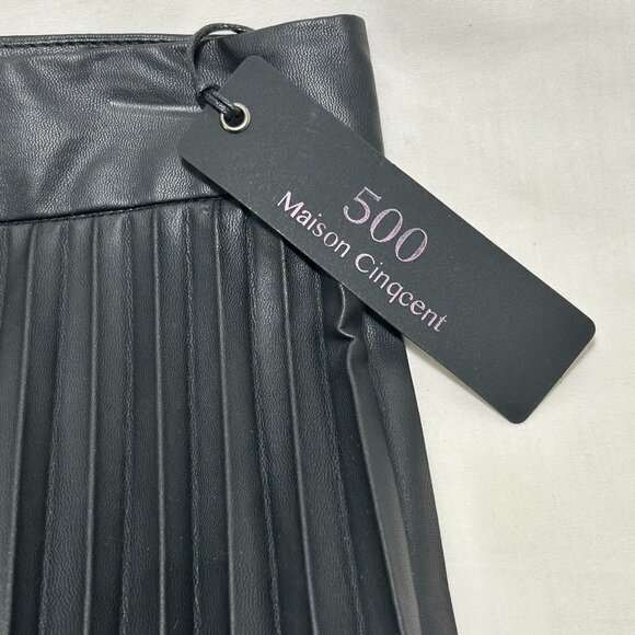 New faux leather skirt. Maison Cinqcent 500 - Picture 5 of 6